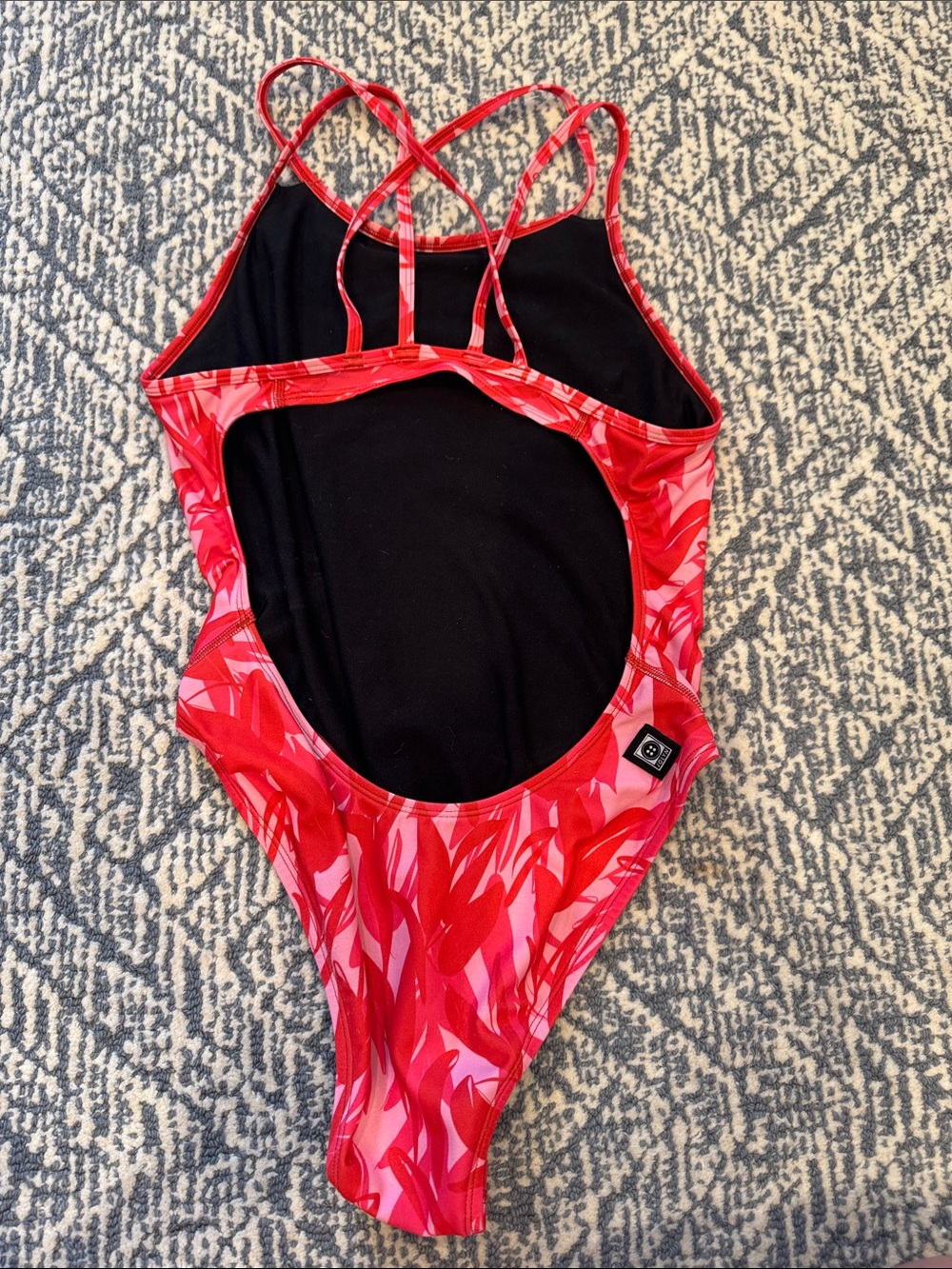 Women’s Murray Jolyn Pink & Red Floral One-Piece Swimsuit. Size 32. - Picture 2 of 4